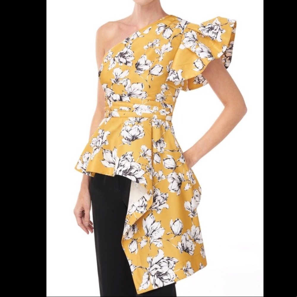 Amur floral top. Brand new with tag